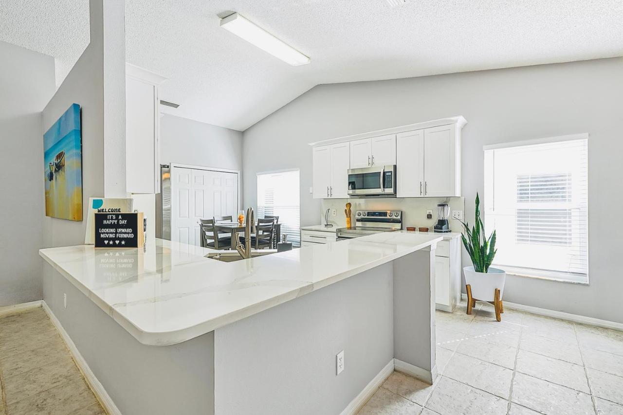 Holiday home Cozy Family Getaway With Pool, Hot Tub, Patio, King Bed Kissimmee