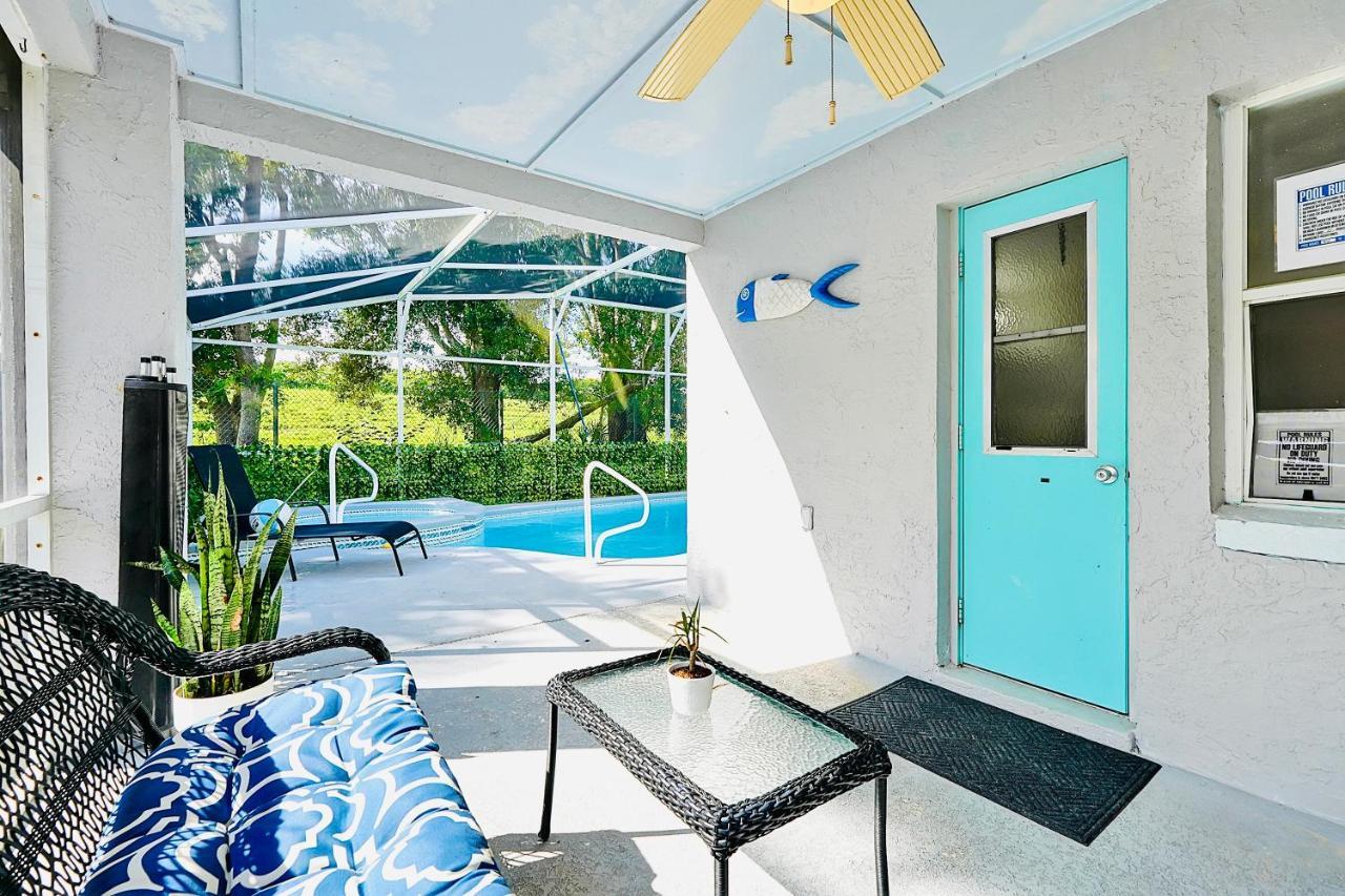 Cozy Family Getaway With Pool, Hot Tub, Patio, King Bed Holiday home Kissimmee