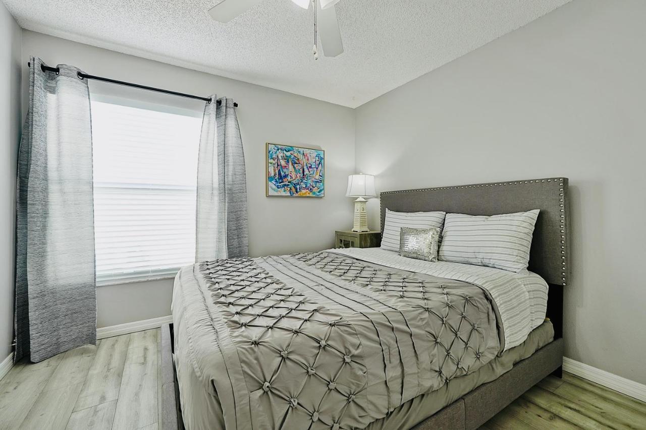 Cozy Family Getaway With Pool, Hot Tub, Patio, King Bed *