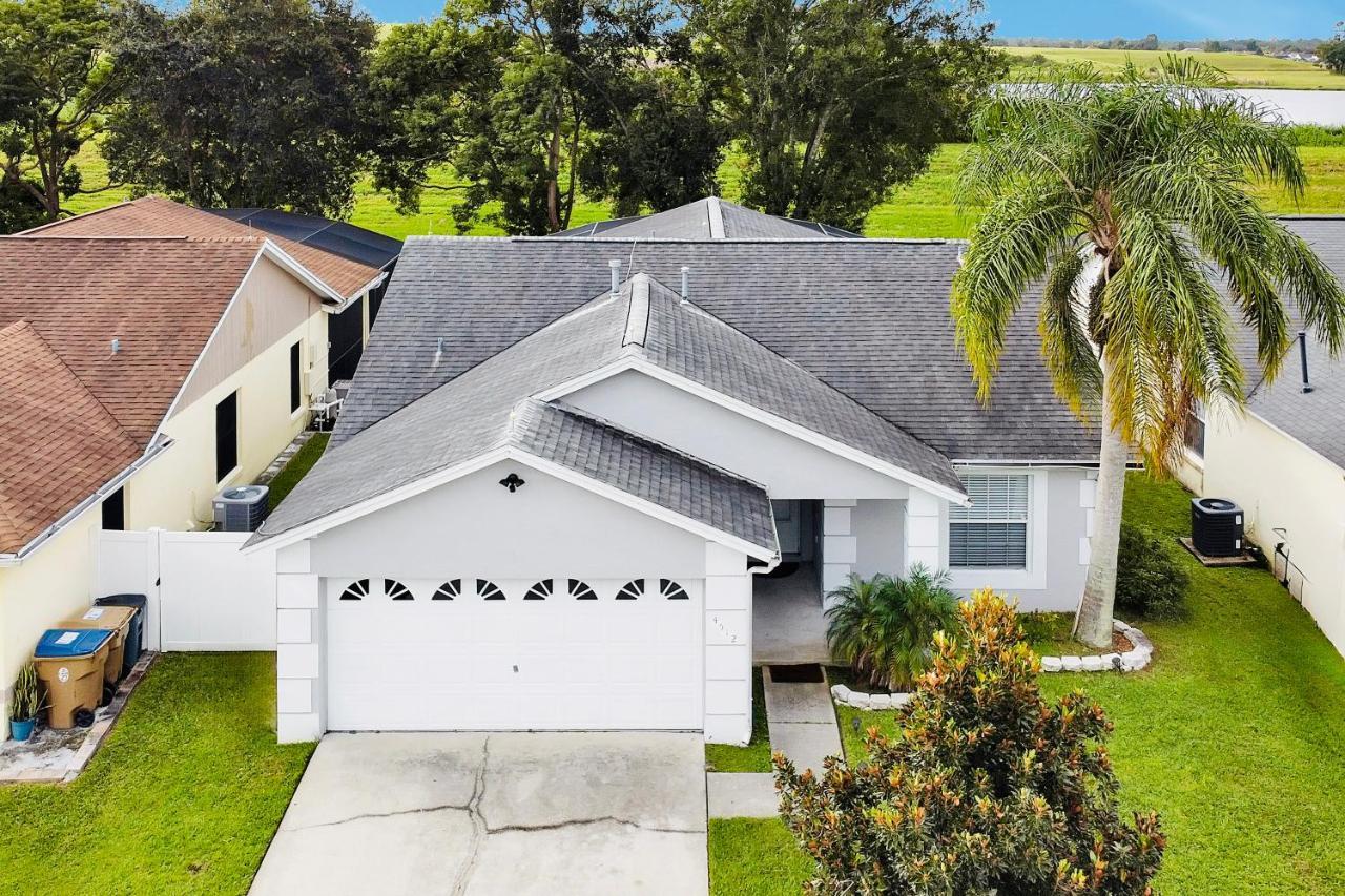 Cozy Family Getaway With Pool, Hot Tub, Patio, King Bed Holiday home Kissimmee