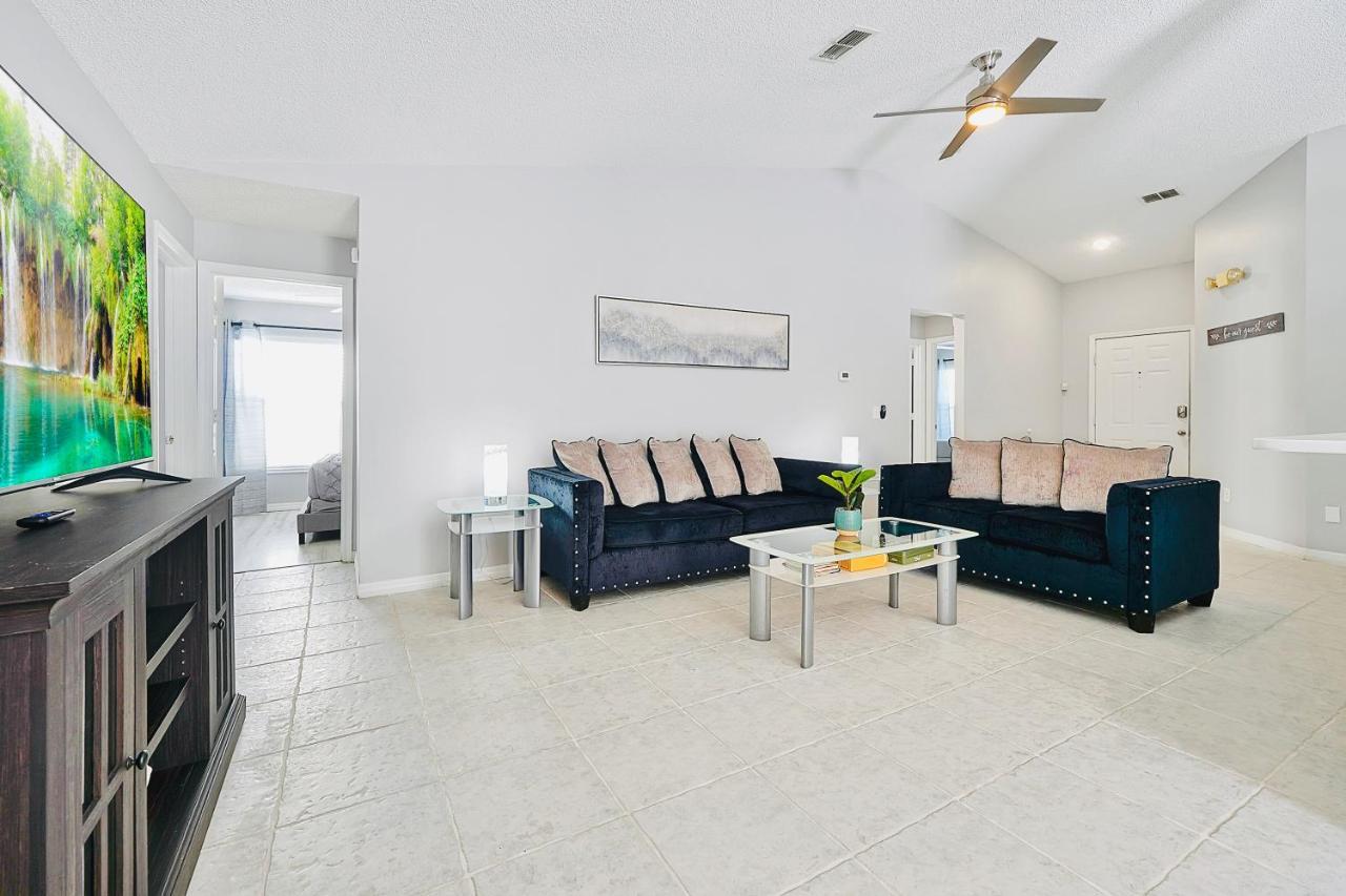 Cozy Family Getaway With Pool, Hot Tub, Patio, King Bed *